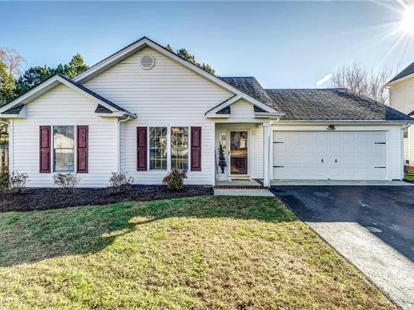 7731 Blue Cedar Dr, Chesterfield, VA 23832