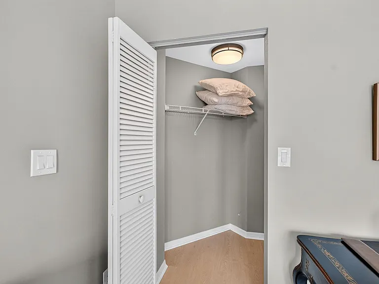 300 SE 5th Ave #6160 — Photo 37