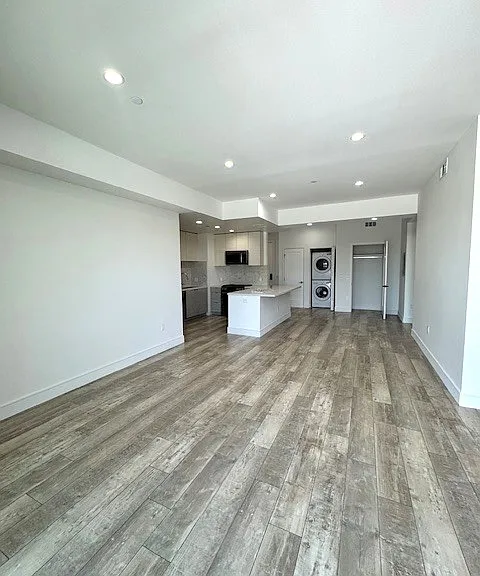 1946 Overland Ave #404 — Photo 24