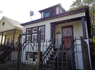 2047 W 70th St, Chicago, IL 60636