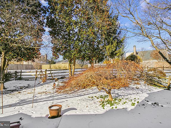 5th image of 9537 Whetstone Dr