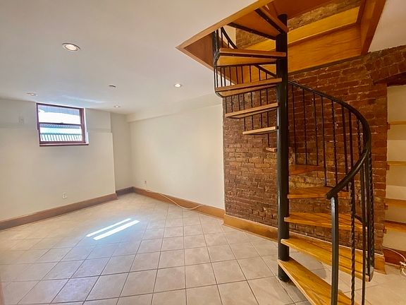 5th image of 598 6th St #Ab1