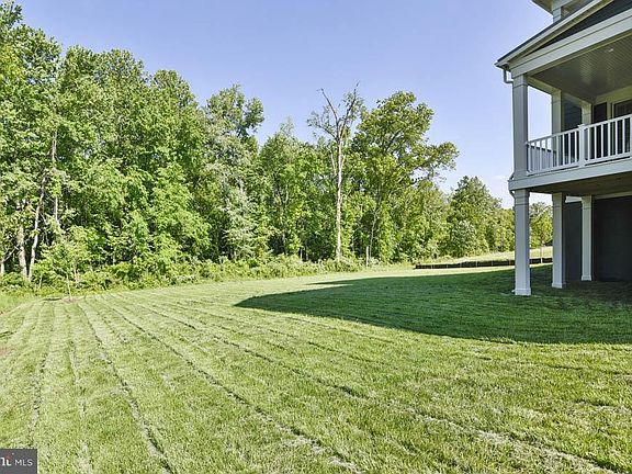 3rd image of 23056 Chambourcin Pl