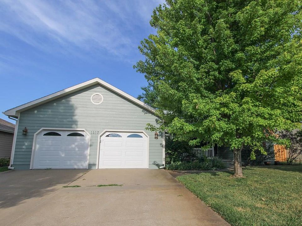 1st image of 1417 Austin Cir
