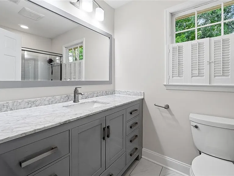 3731 Dunwoody Club Dr — Photo 18