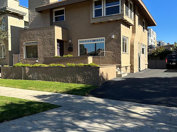 Front Of the house and driveway.