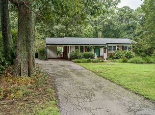 5938 Woodcrest Dr, Raleigh, NC 27603