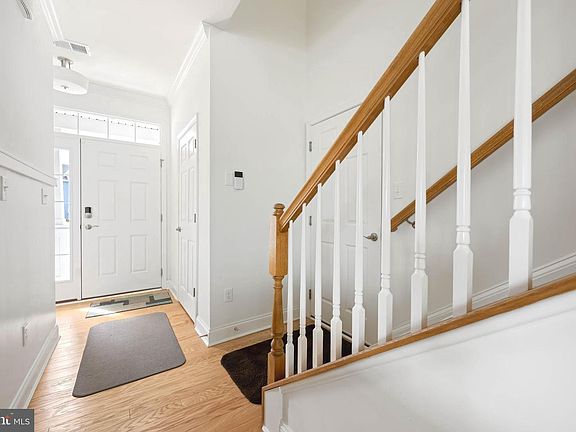 3rd image of 25304 Razorbill Ct