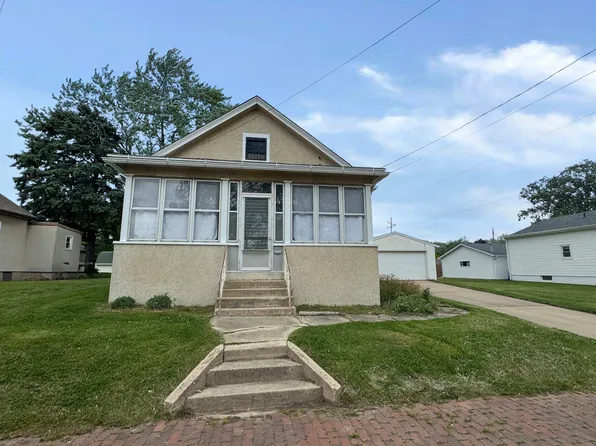 1313 Porter Ave, La Salle, IL 61301
