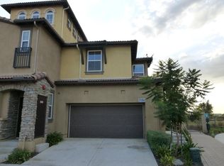 31094 Strawberry Tree Ln, Temecula, CA 92592