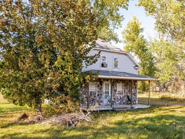 8953 Market St, Sturgeon Lake, MN 55783