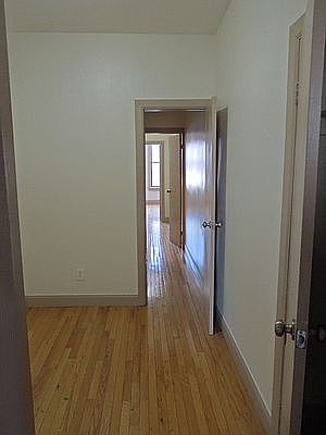 5th image of 754 Washington Ave #3