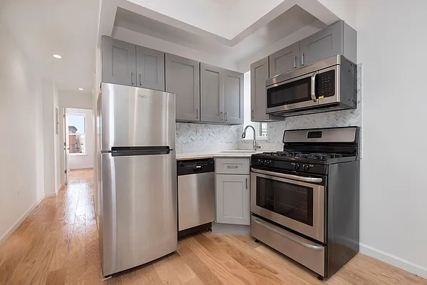 Rented by Bold New York | media 1