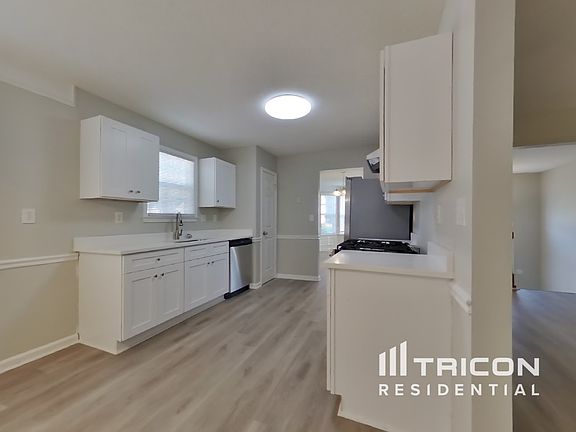 5th image of 2295 Telluride Dr