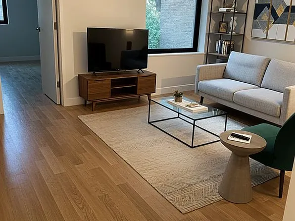 49 W 90th St APT 2B, New York, NY 10024