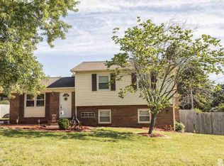 107 Pineview Ct, Statesville, NC 28625