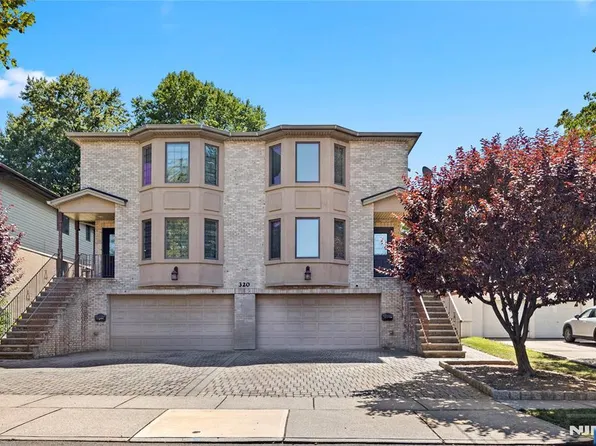 320B Hillside Ave #B, Palisades Park, NJ 07650