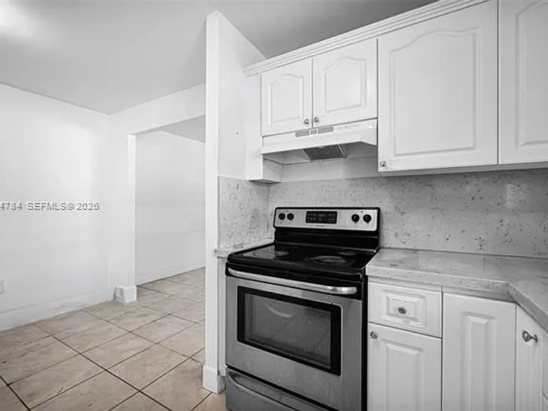 3231 SW 25th St #CU-2 — Photo 9