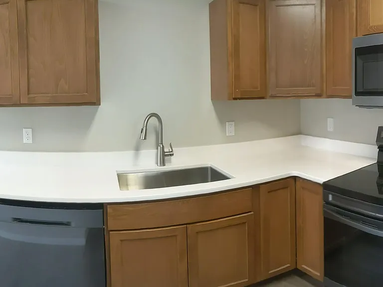 717 N 9th St #3 — Photo 3