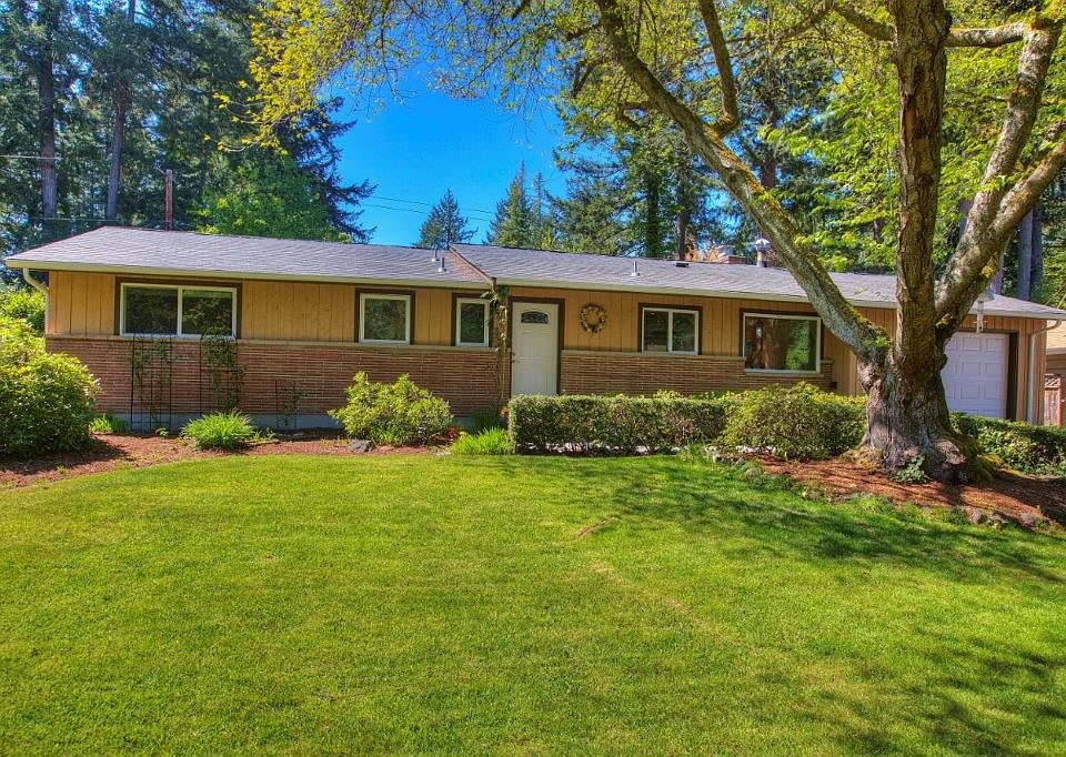 1st image of 10614 Sherwood Dr SW