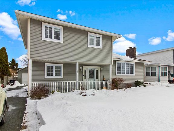 3rd image of 37 Rutledge Crescent