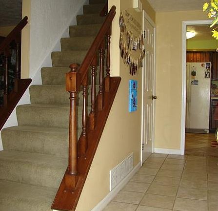 2nd image of 158 Autumn Dr