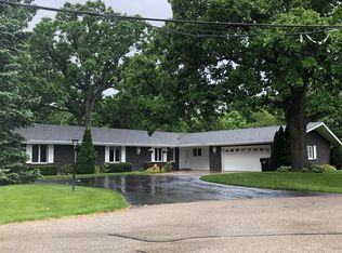 1505 W Val Ct, McHenry, IL 60051