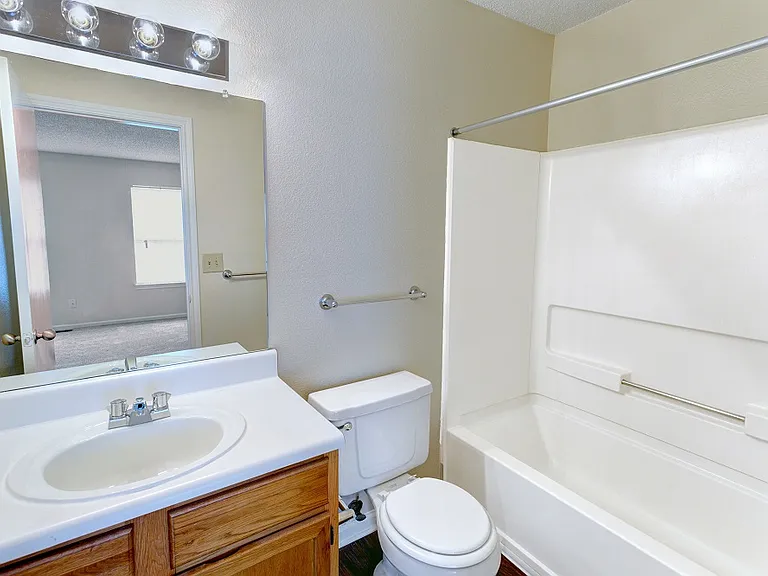 Terrace Park Apartments — Photo 6