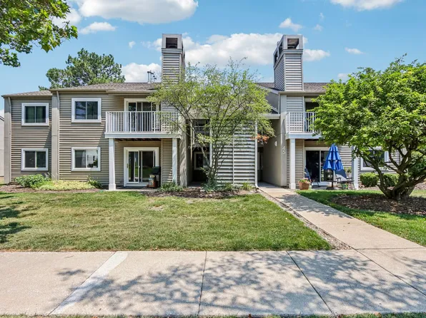 45 Orchard Ter APT 7, Lombard, IL 60148