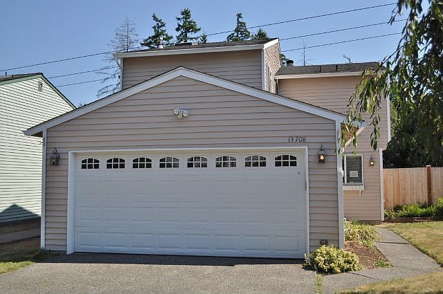 1st image of 13708 135th Ave NE