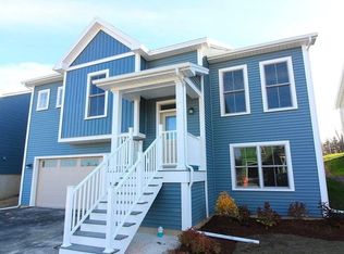 238 Two Brothers Dr, South Burlington, VT 05403