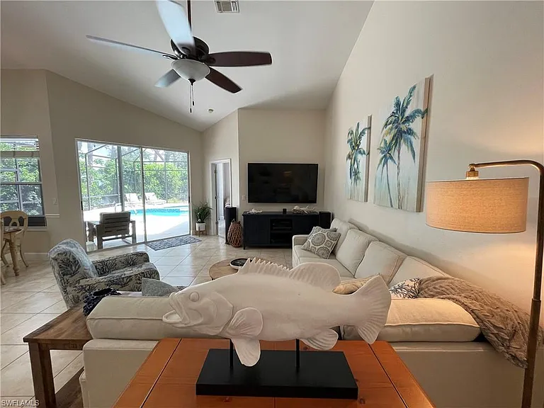 25260 Bay Cedar Dr — Photo 10