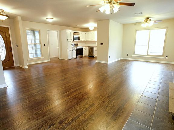 2nd image of 2418 Maybrook Ct