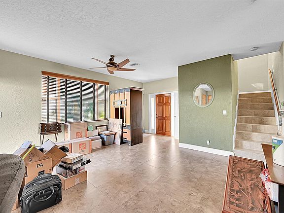 4th image of 3585 Simms Street