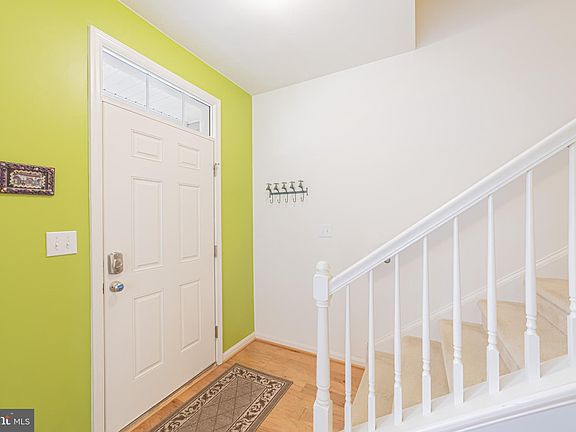 3rd image of 19703 Chelmer Dr Unit N6