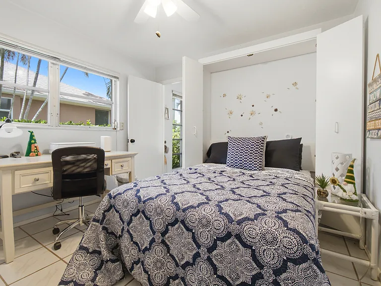 3513 SE 17th Ave — Photo 57