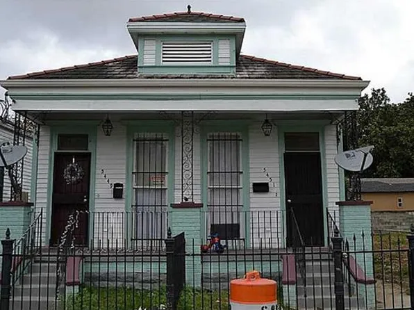 5451 Chartres St, New Orleans, LA 70117