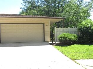 1212 Village Rd, Iowa City, IA 52240