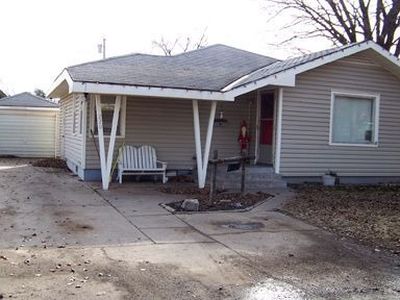 220 W 9th St, Cherokee, OK, 73728