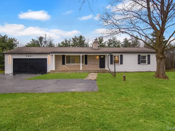 5481 E Holly Rd, Holly, MI 48442