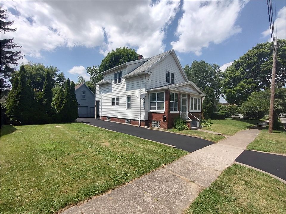 1st image of 29 Hillcrest St