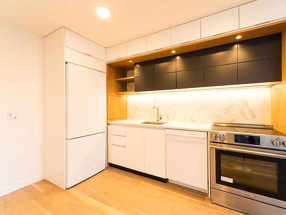 3rd image of 4115 23rd St APT 3F