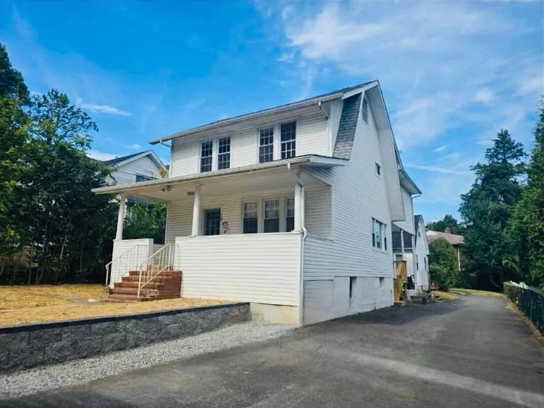 18 Adams Ter — Photo 4