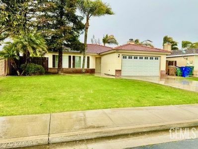 5804 Spring Blossom St, Bakersfield, CA, 93313