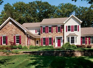 2 Sovereign Dr, Flanders, NJ 07836