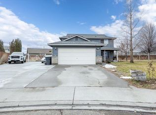 5211 Jacksnipe Ct, West Richland, WA 99353