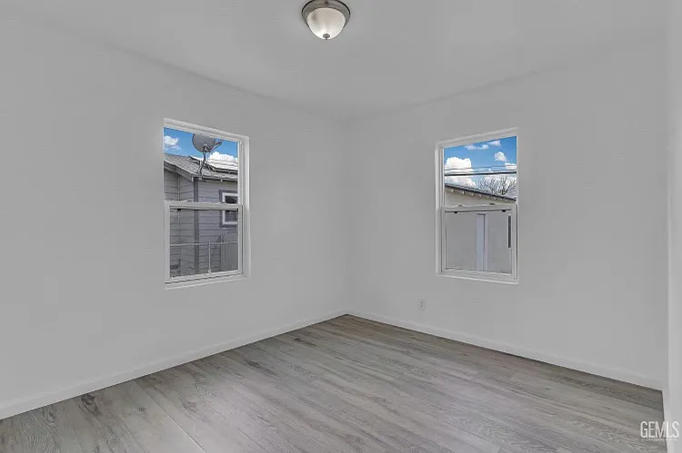 1233 Woodrow Ave #1233 — Photo 13