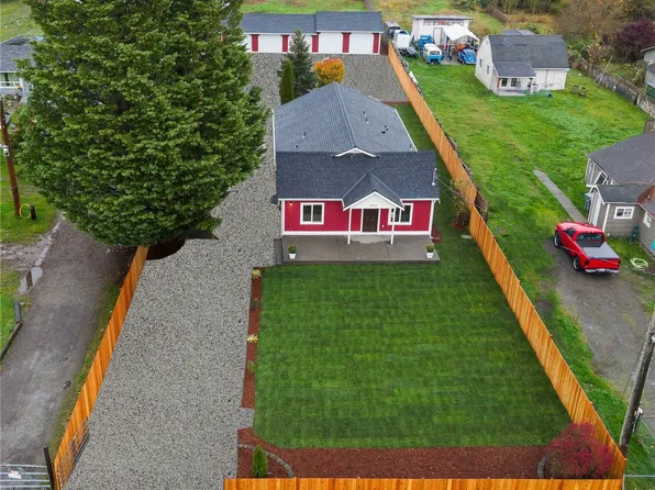 10123 24th Avenue E, Tacoma, WA 98445