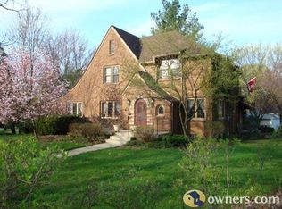 2128 Hall St SE, East Grand Rapids, MI 49506
