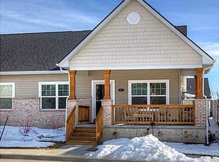 171 Cambridge Dr, West Des Moines, IA 50266